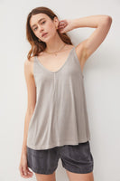 FLOWY V-NECK TANK