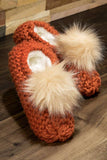 Knitted Slippers with Pom Pom: MYSTIC IVORY / S/M